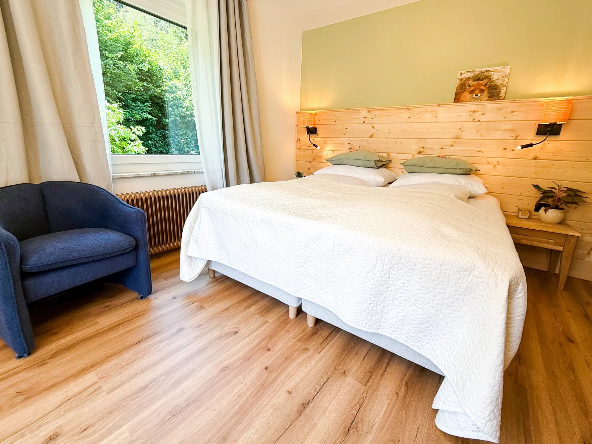 Tweede slaapkamer van Fuchs met zitfauteuil